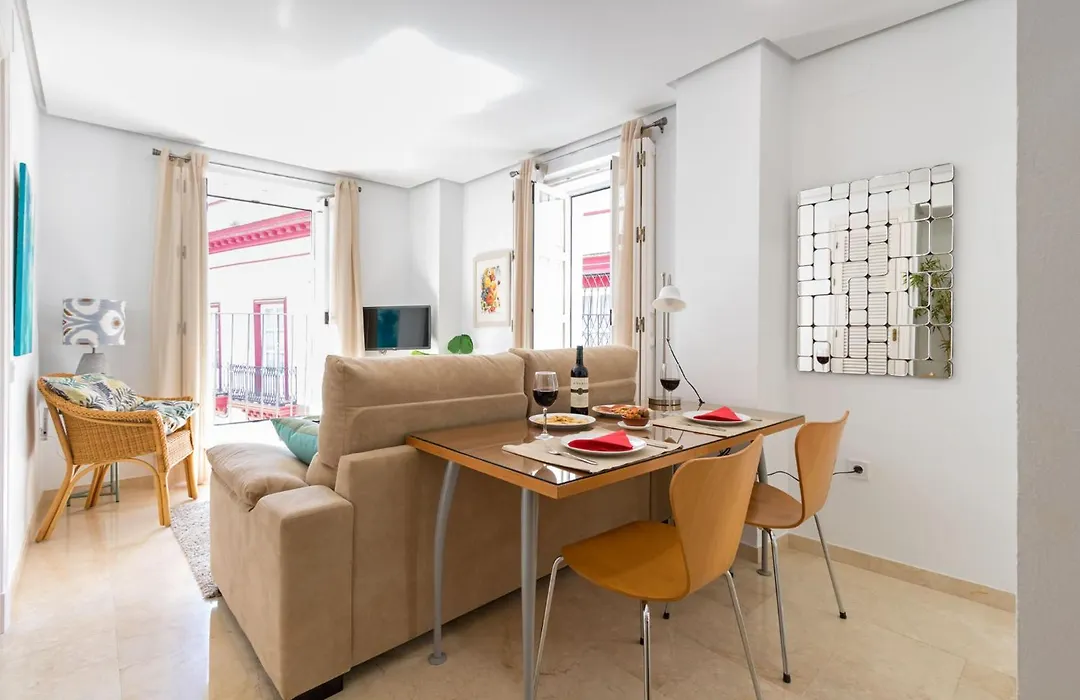Bamberg Central Suite By Valcambre-1