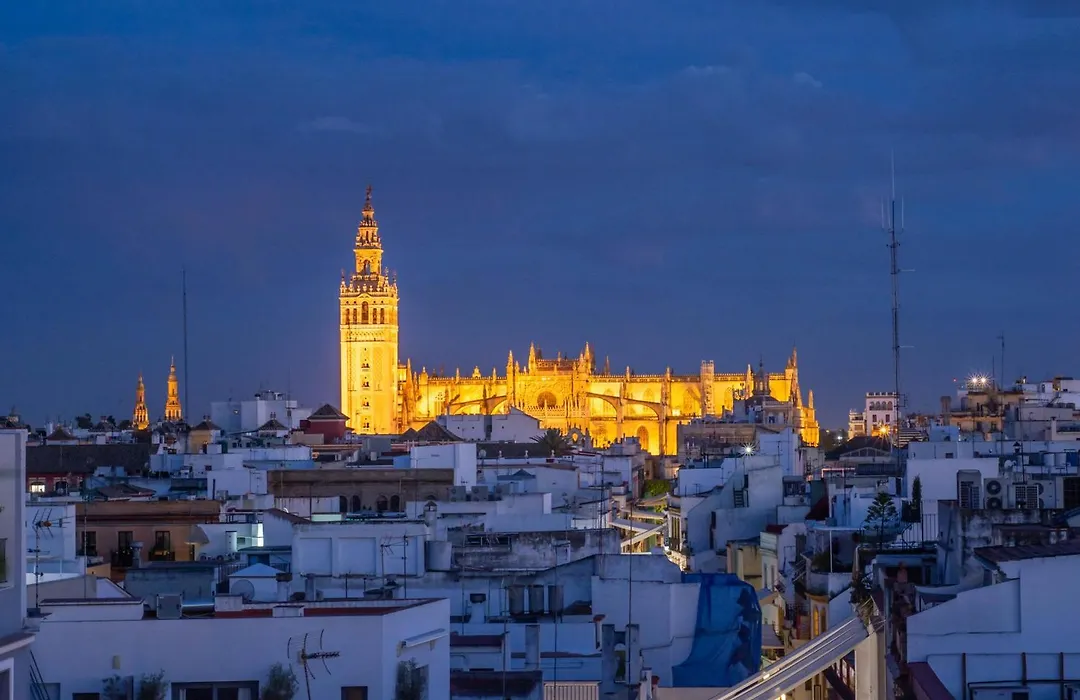 Betis Suites-La Campana-1