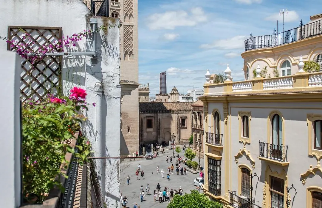 Duplex Luxury Giralda With Terrace-1
