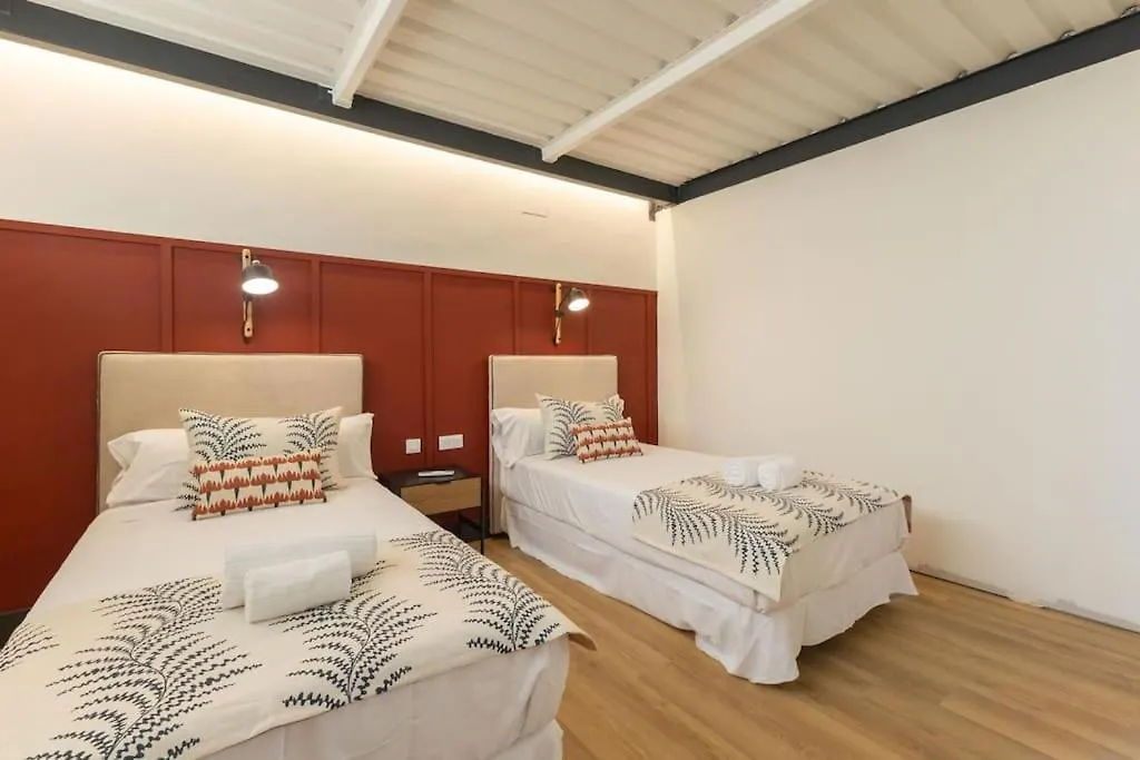 Pasaje Mallol Central Duplex by Valcambre-1
