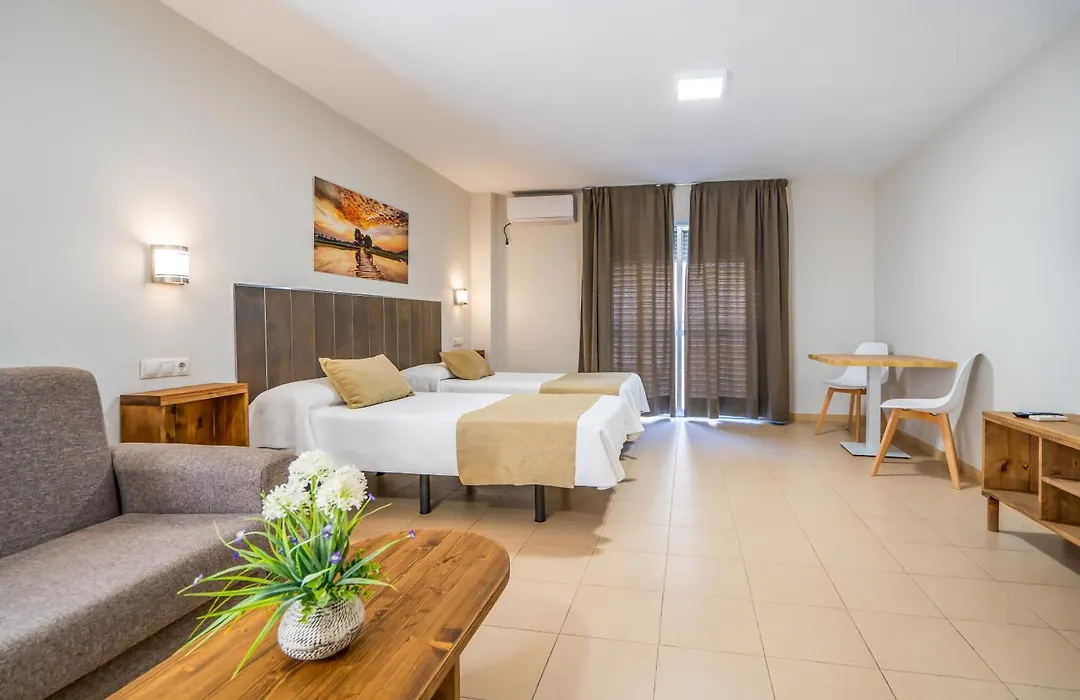 Apartamentos Puerta Del Sur-1