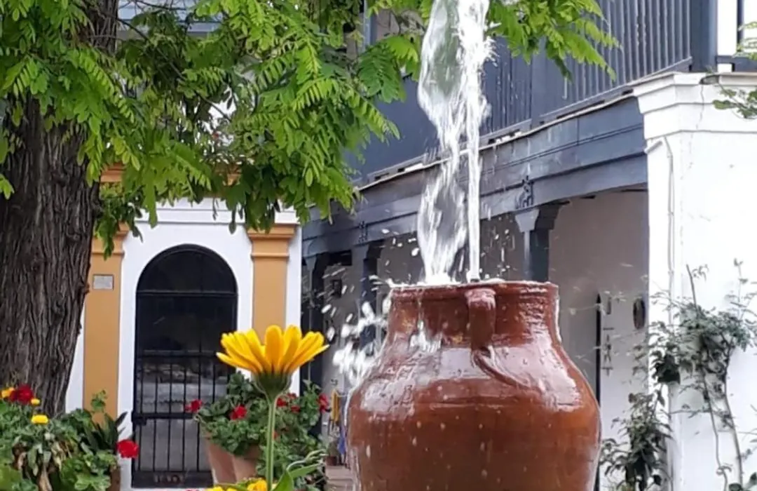 Andalusian Courtyard-1