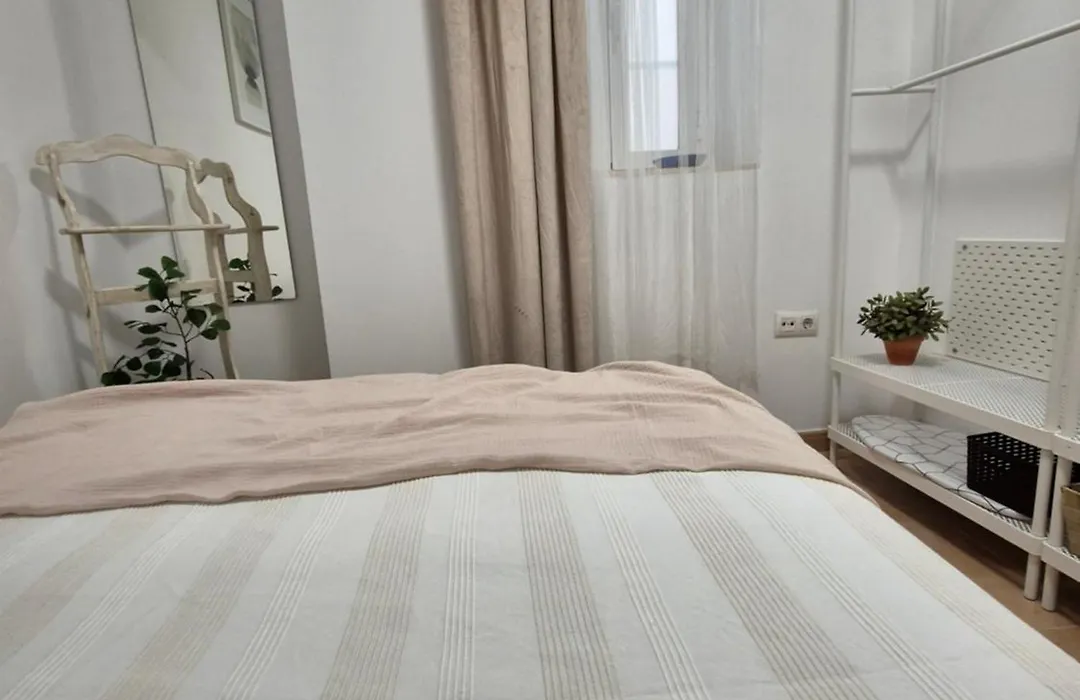 Hostfy Centro, San Román-1