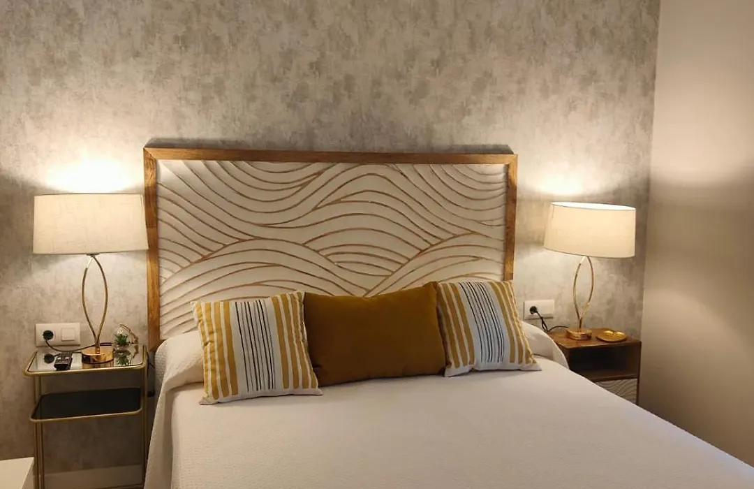 Apartamento Reformado Parking Gratis Santa Justa-1