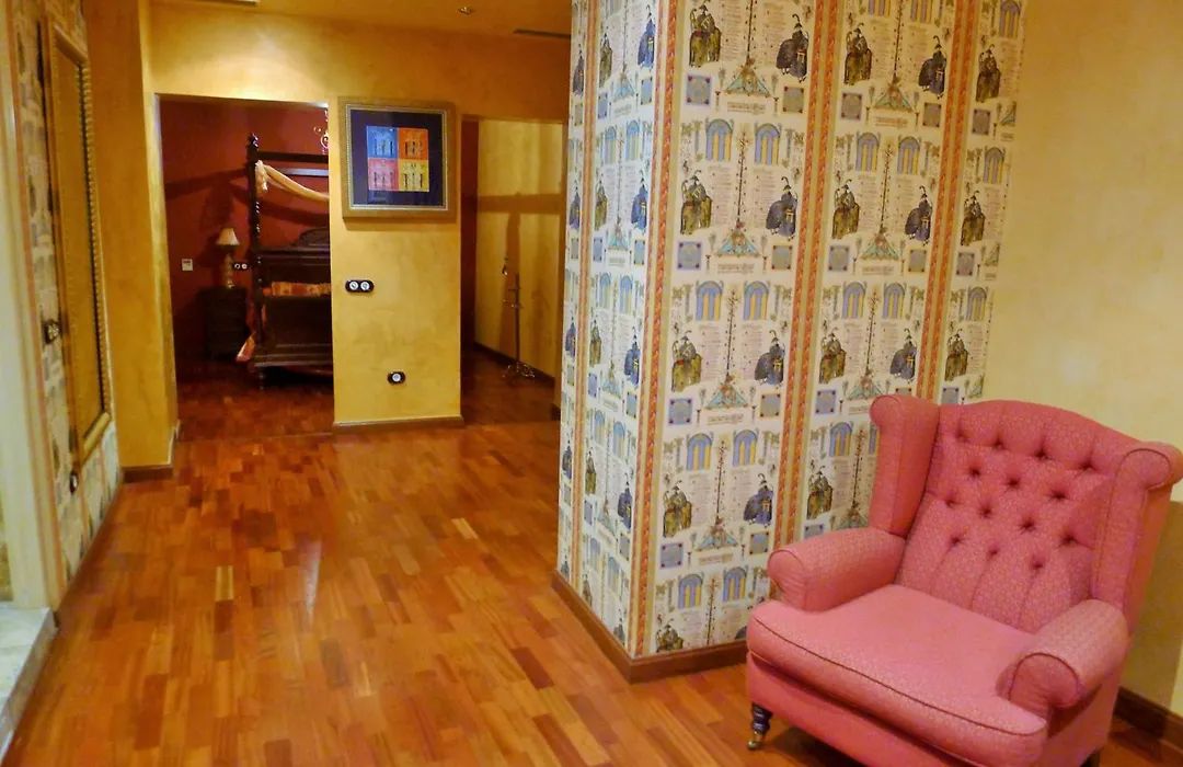 Plaza San Francisco luxury apt-1