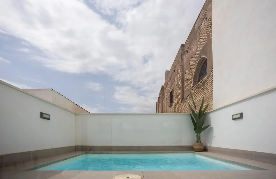 Private & Pool Goyeneta Sevilla Urban Apartment-1