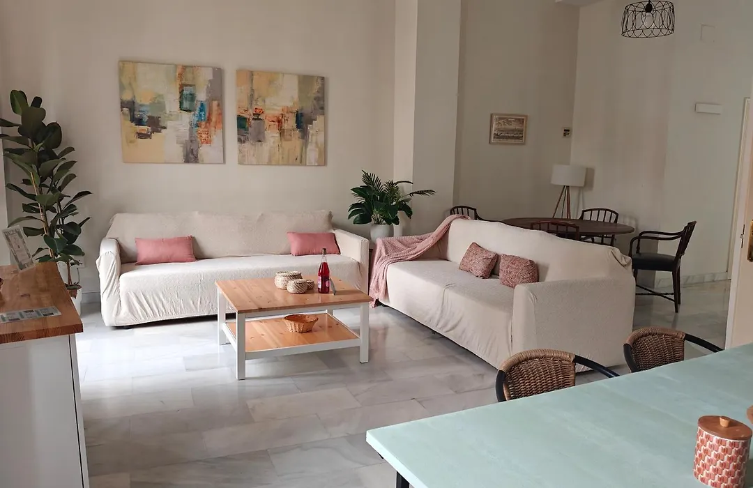 Charming Bright Apartment With Balconies On Cuesta Del Rosario-1