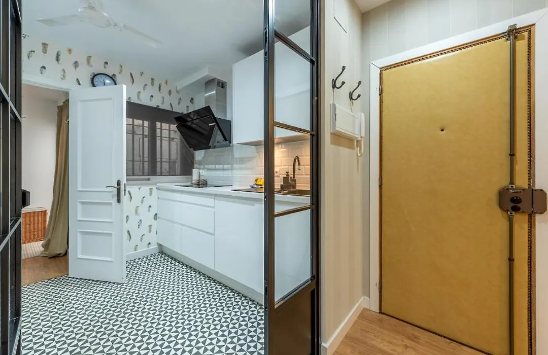 Wide With Beautiful Kitchen 2Bd 3Bth -Arenal-1