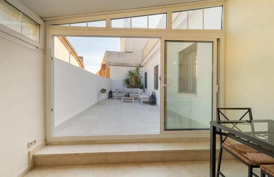 Spacious Apartment Garage 3Br2Bh Terrace-Alfalfa-1