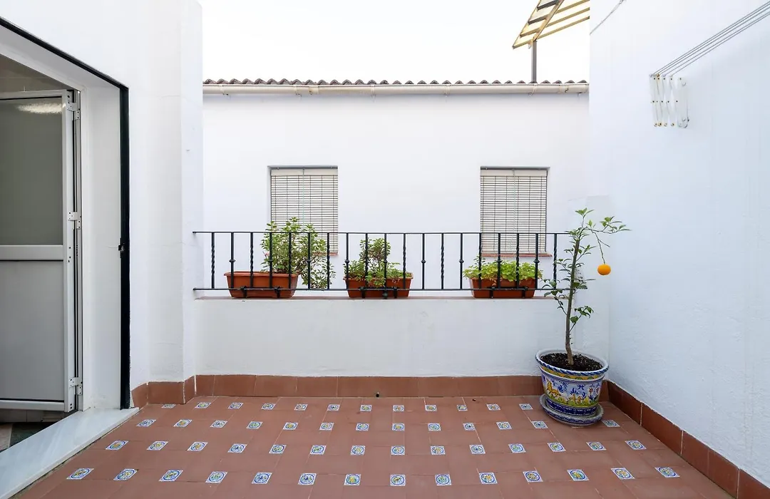 Apartamentos Trianasol-1