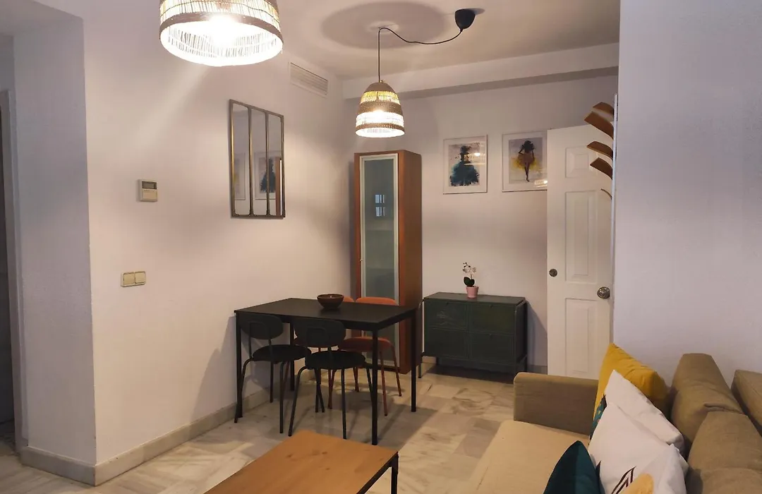 APARTAMENTO SAN LUIS. Plaza de Parking Gratis!!!-1
