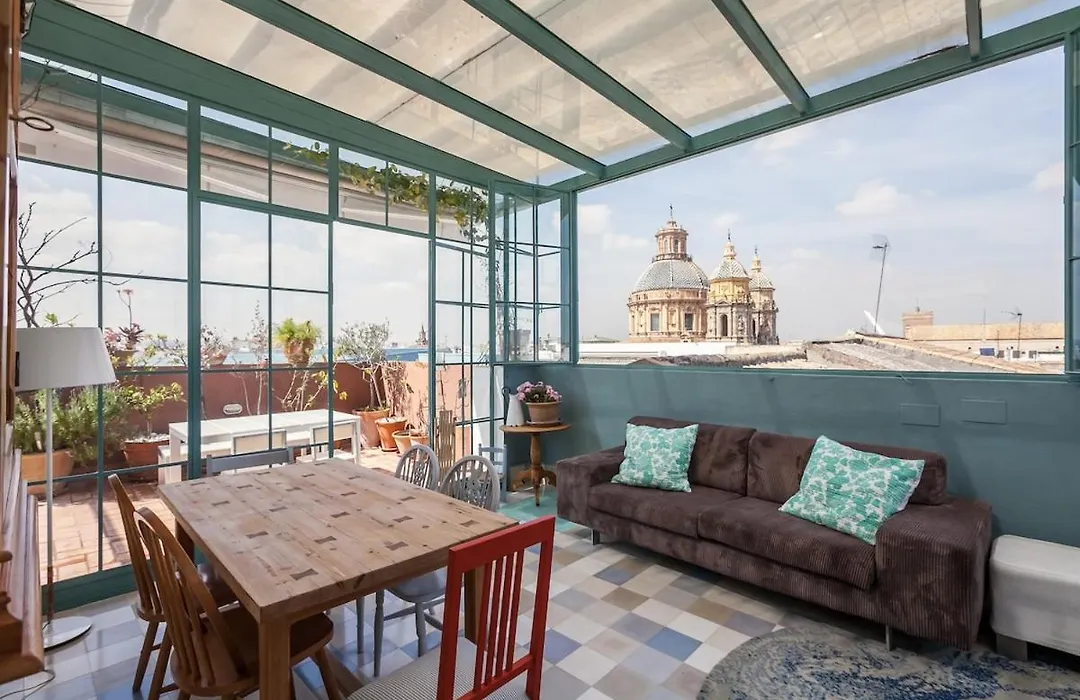 Penthouse In Restored C19Th Home-1