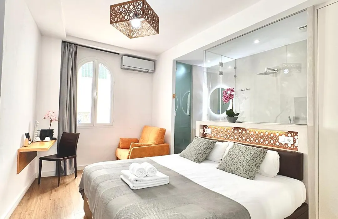 Unique House - Private Spa&Pool -Stayinseville-1