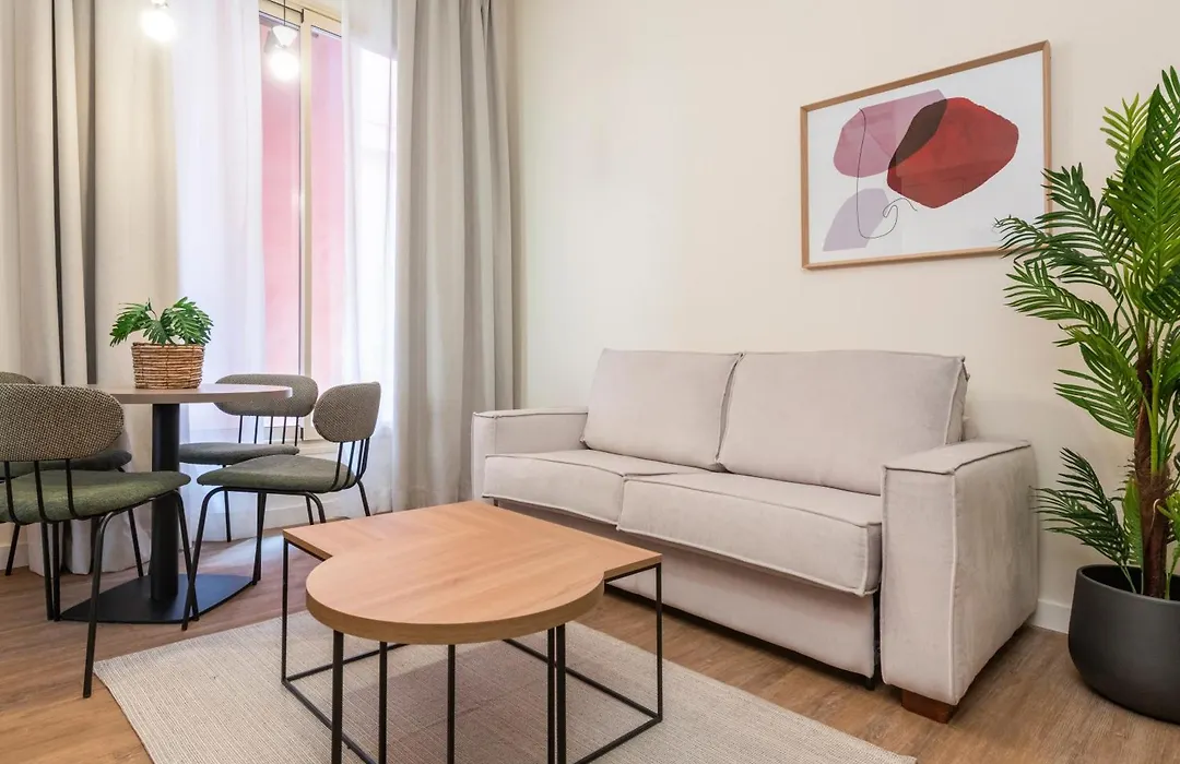 Magno Apartments Clavellinas-1