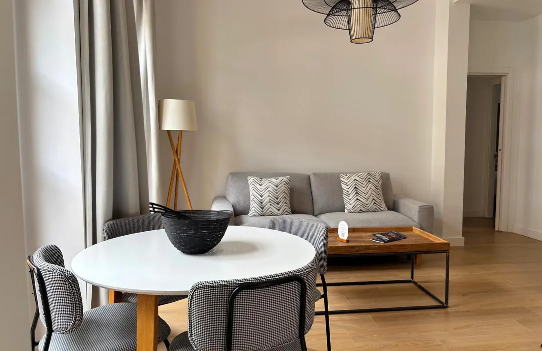 Apartamentos Core Suite Sevilla-1