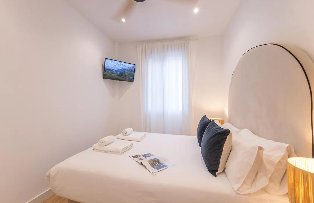Isg Apartments Triana 5-1