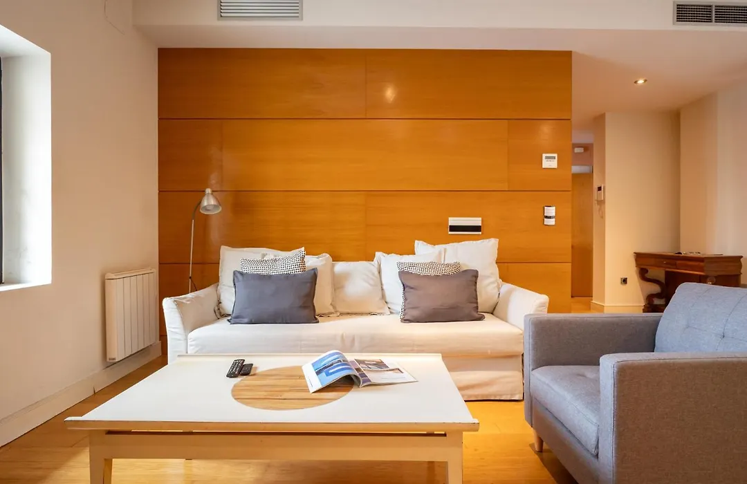 La Maestranza Charming One Or Two Bedrooms Apartments By Ocityzen-1