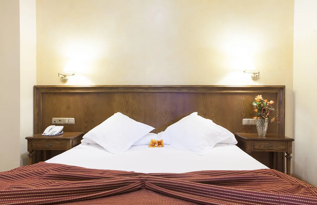 Hotel Cervantes-1