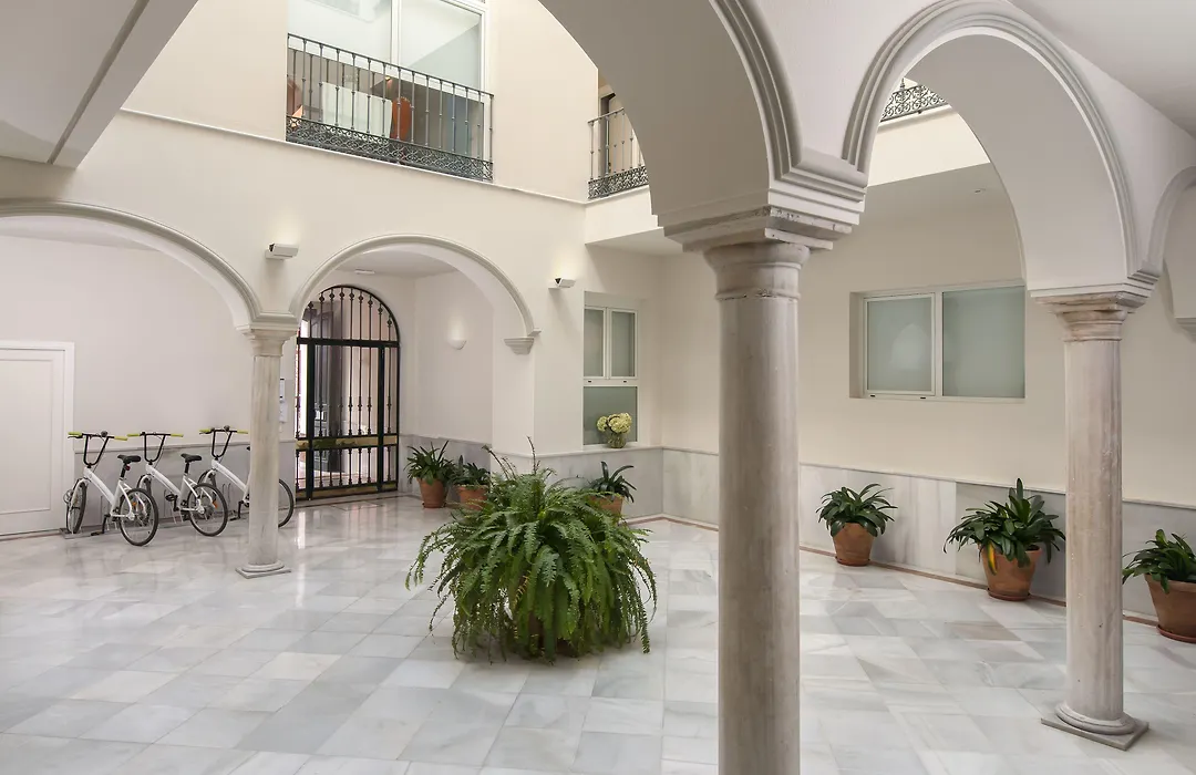 Suites Sevilla Plaza-1
