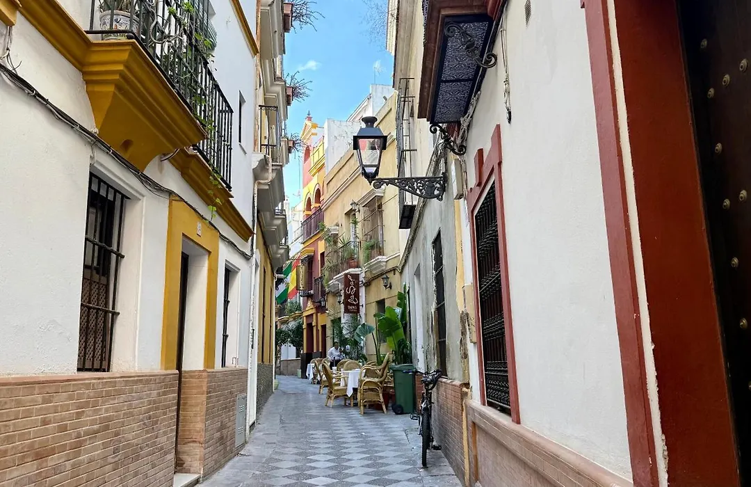 Apartamento Turístico Ciudad Jardín - Nervión.-1