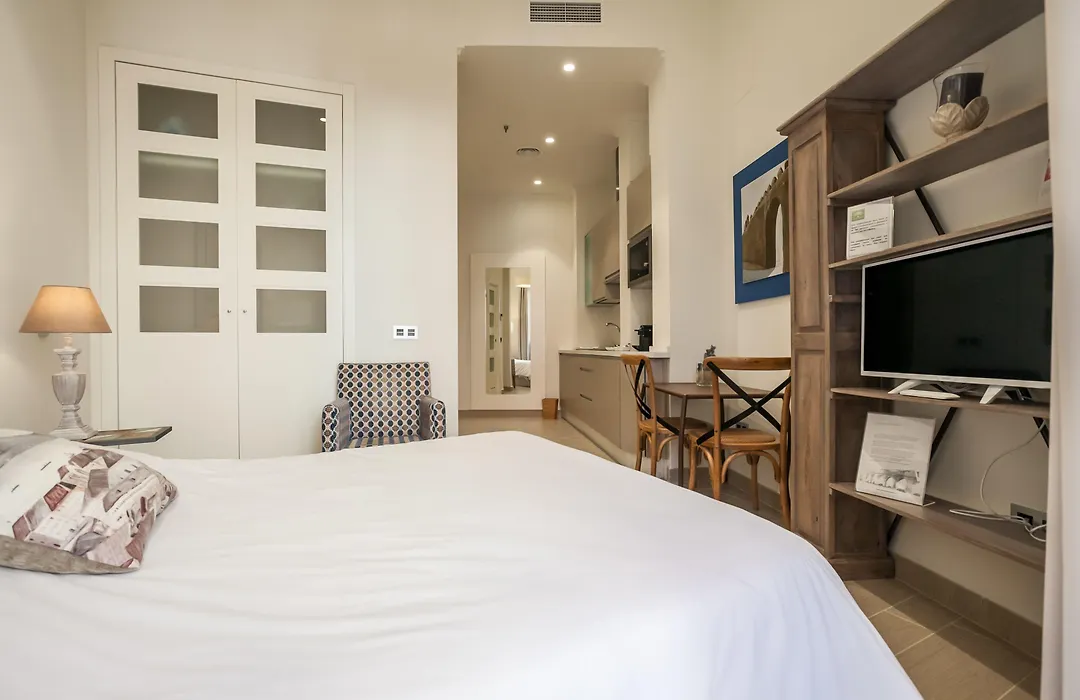 Welldone Cathedral Suites-1