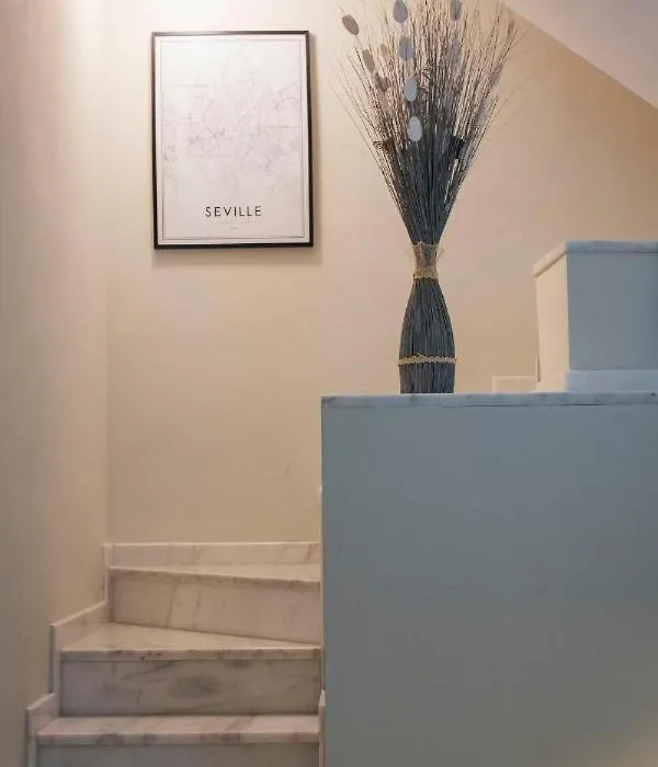 Exclusive Duplex- 1Bd 1Bth- Cathedral Of Seville-1