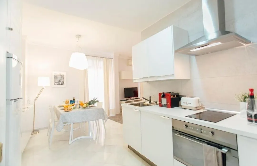 Wide Apartment - 5 Balconies - Metropol Parasol-1