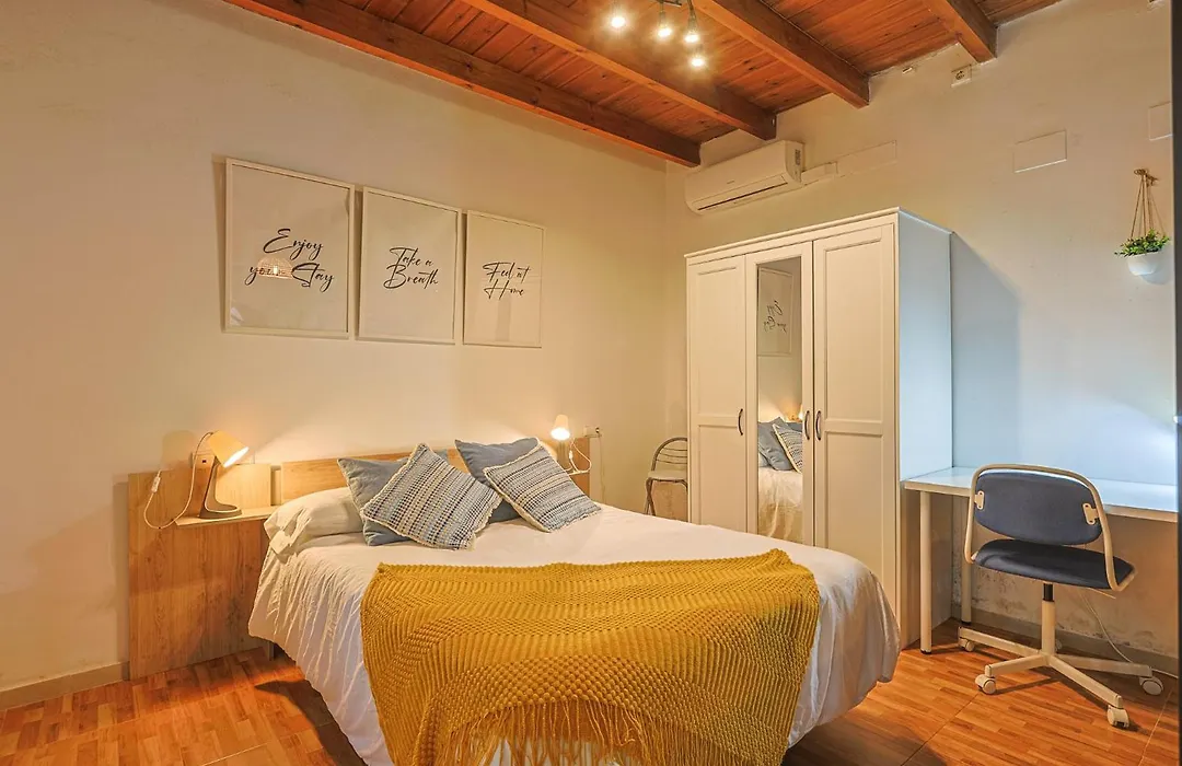 Loft B2, Apartment In Seville-1