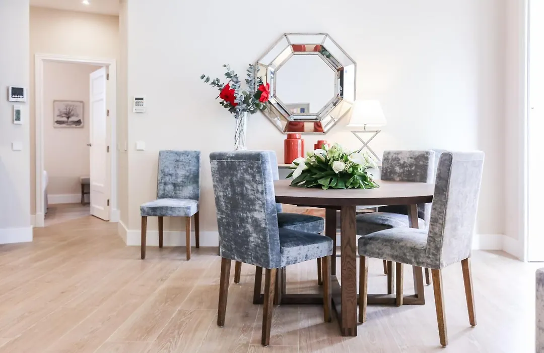Mateo Gago 13 By Home At Homes-1