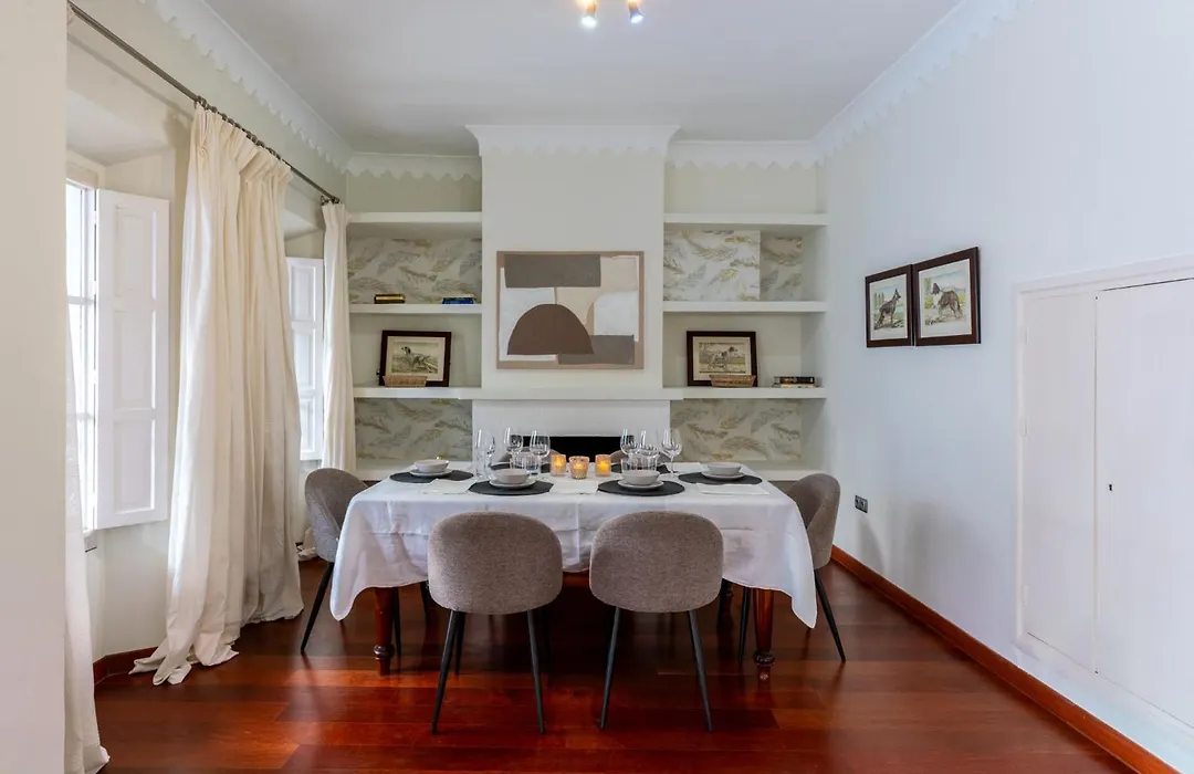 Luxe Guest House Santa Marta-1
