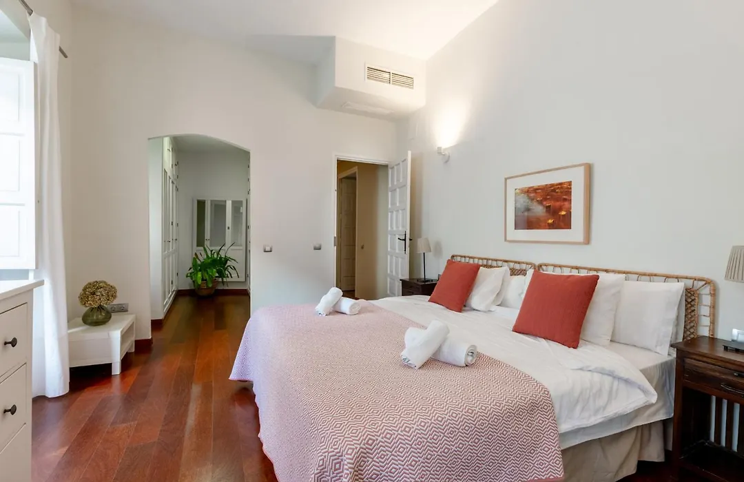 Luxe Guest House Santa Marta-1