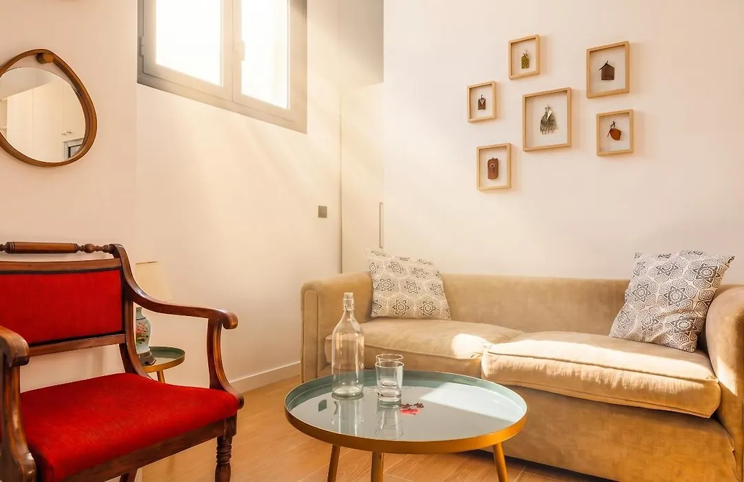 Oasis In The Heart Of Seville - 2 Bedroom Apt With Free Parking-1
