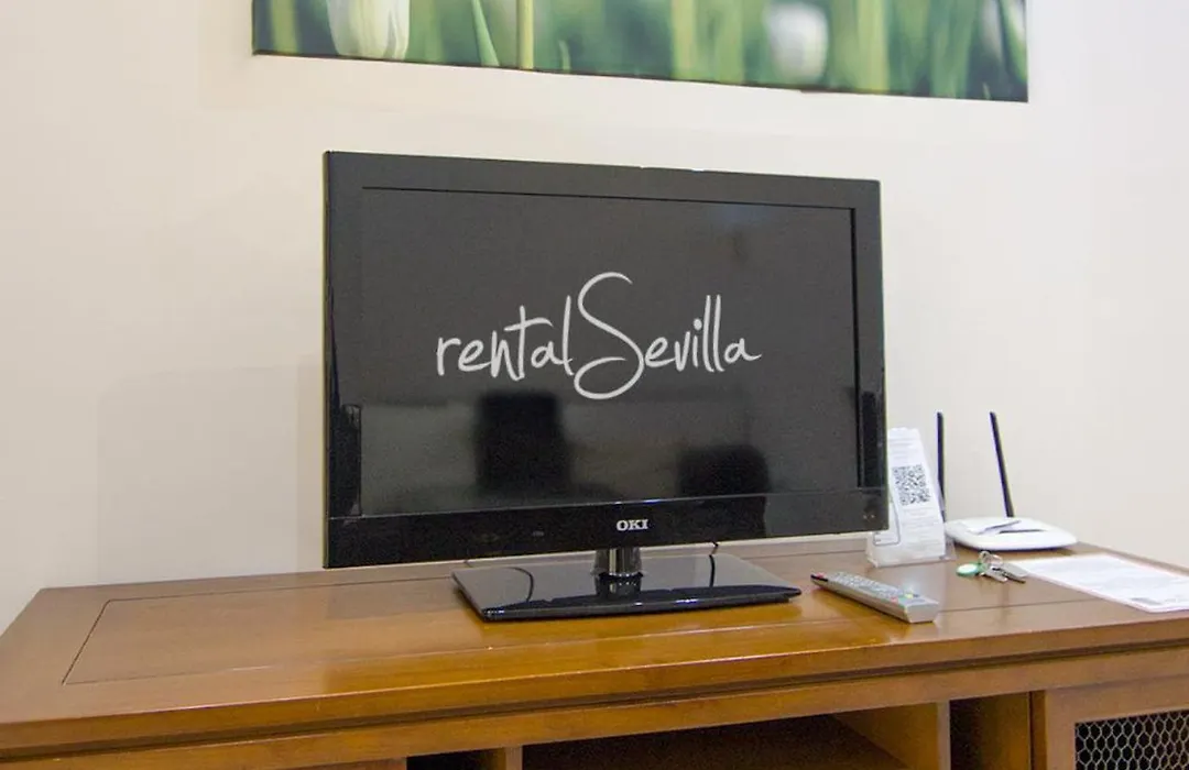 RentalSevilla Apartamento en Barrio Santa Cruz con Parking-1