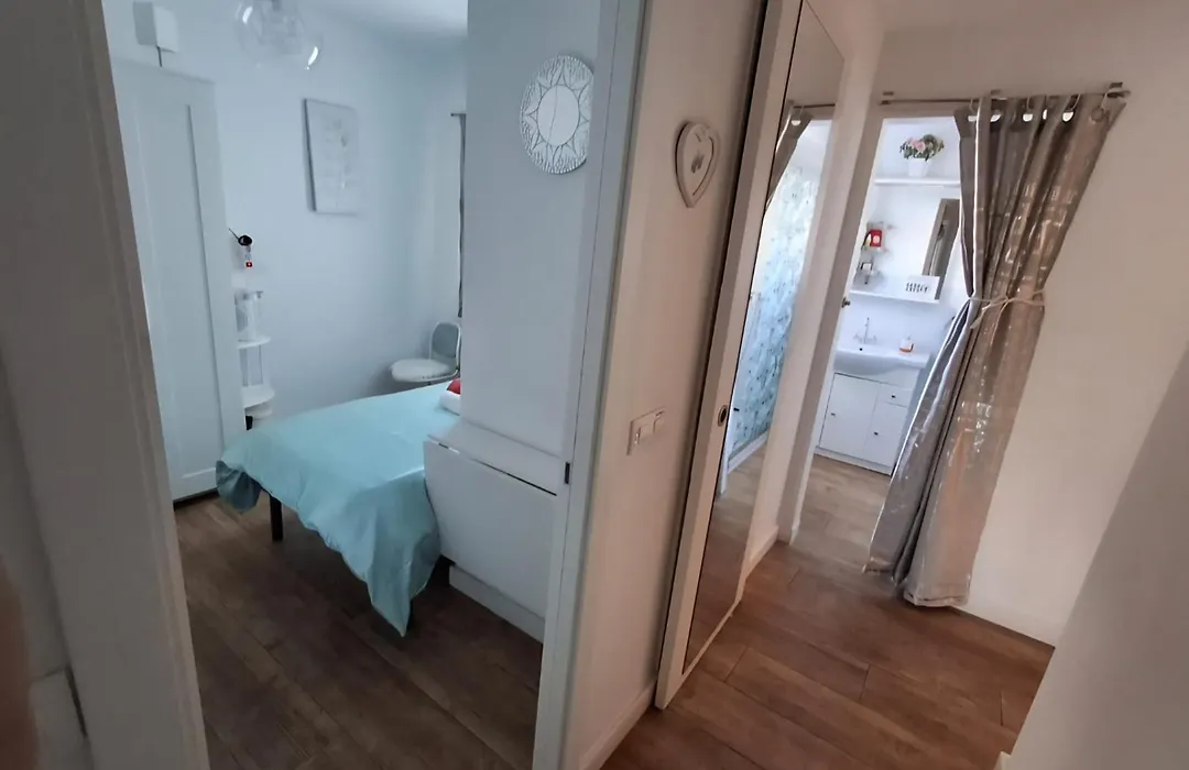 Roberta'S Guest House-1