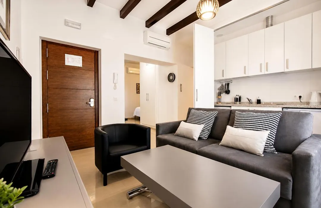 Apartamentos Plaza Nueva-1