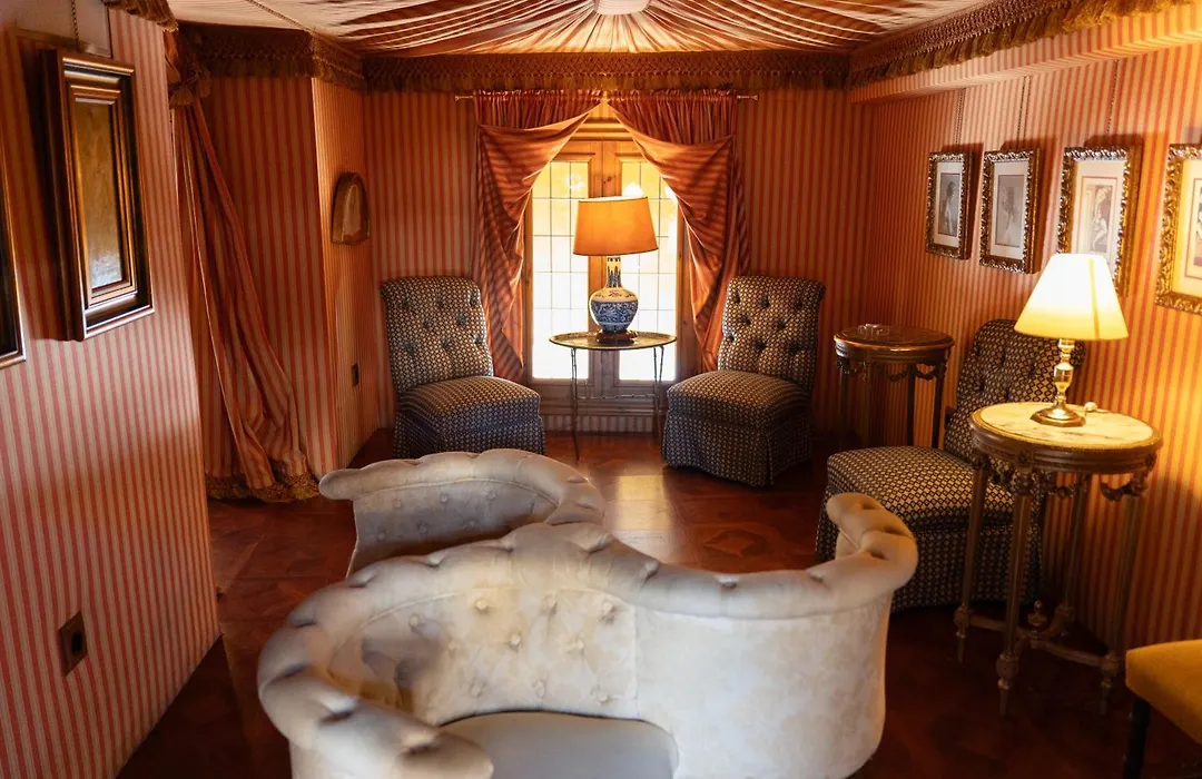 Hotel Las Casas De La Juderia-1