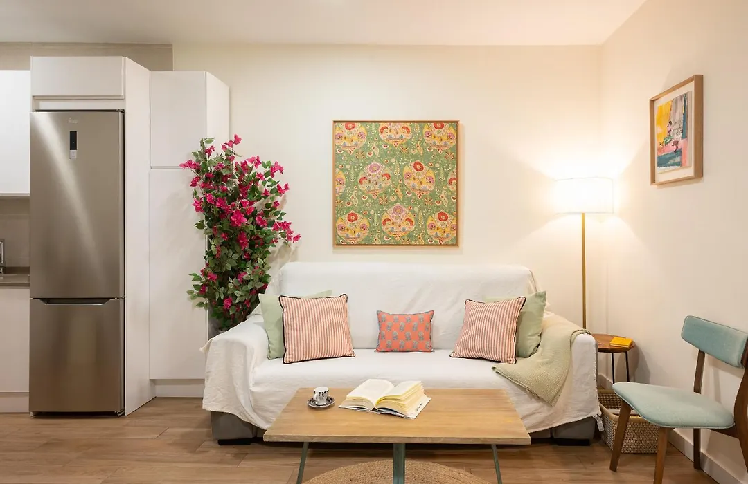 Apartamento Aitana, vistas Iglesia Magdalena desde Azotea-1