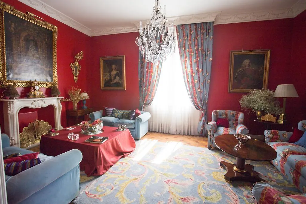 Villa De La Palmera-1