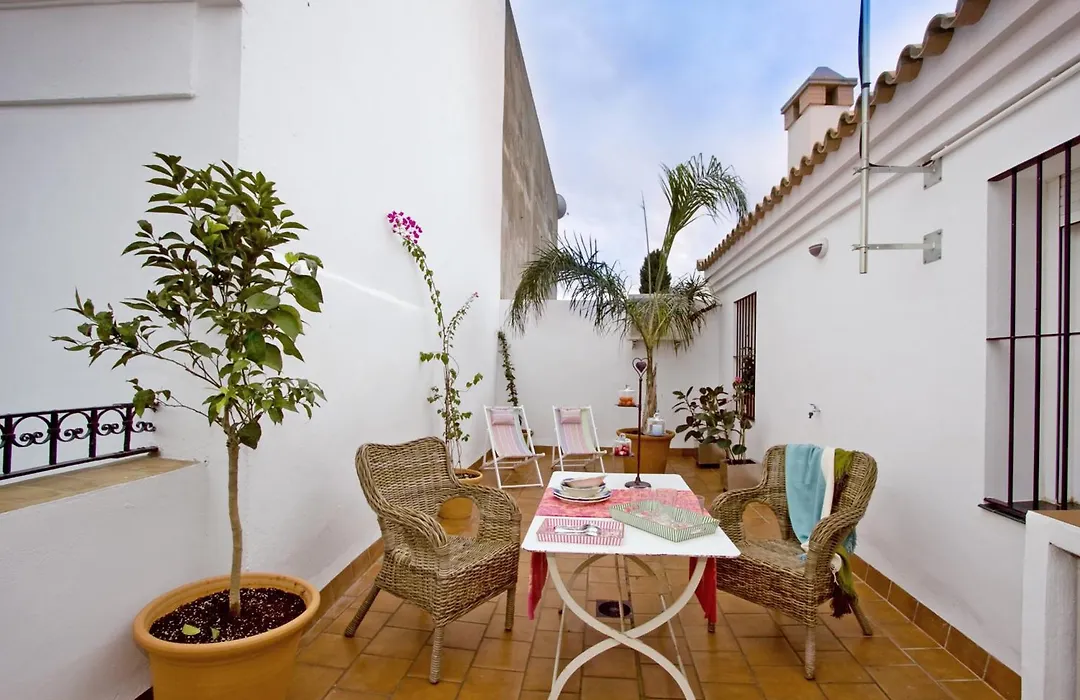 Apartamentos Plaza Pilatos-1