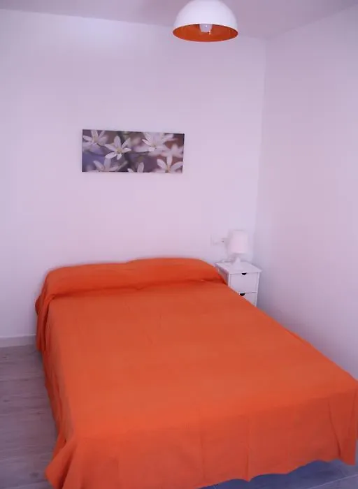 Apartamento Orange Triana Centro-1