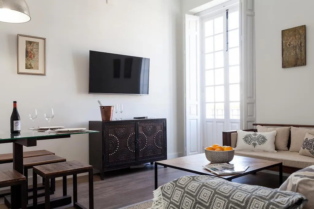 Stunning Boutique - Space Maison Apartments-1