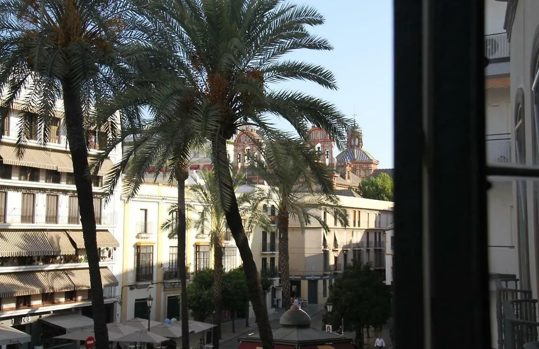 Elegant 2 Bedroom Apartment In Historic 1882 Building Central Sevilla Private Parking & Country Club Access-1