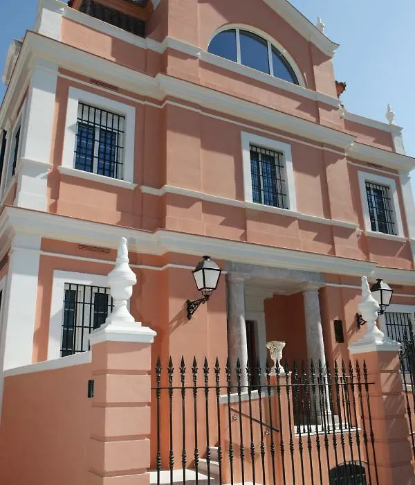 Colegio Mayor Careu - Solo Mujeres - Women Only - University Community-1