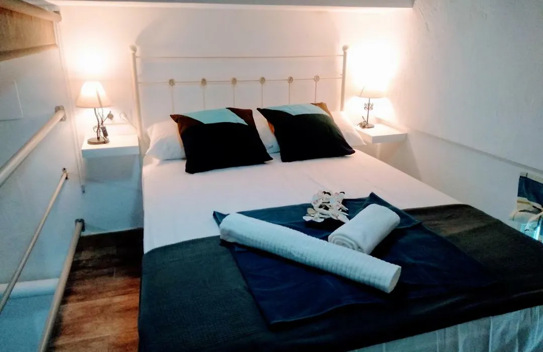 Wish Suite Barrio De Leon En Triana-1