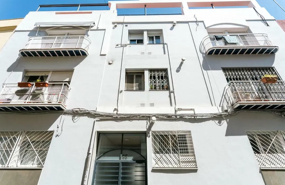 Triana 3 Bedrooms & 2 Bath Parking Included-1