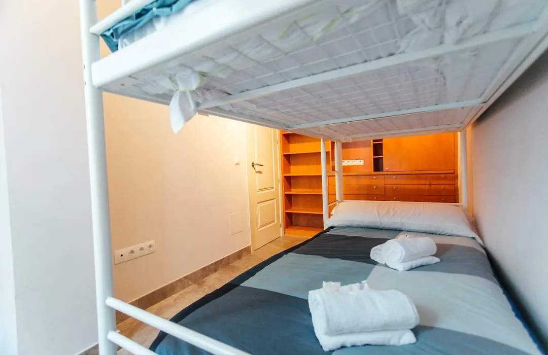 Modern Apartment In Sevilla For Largue Groups-1