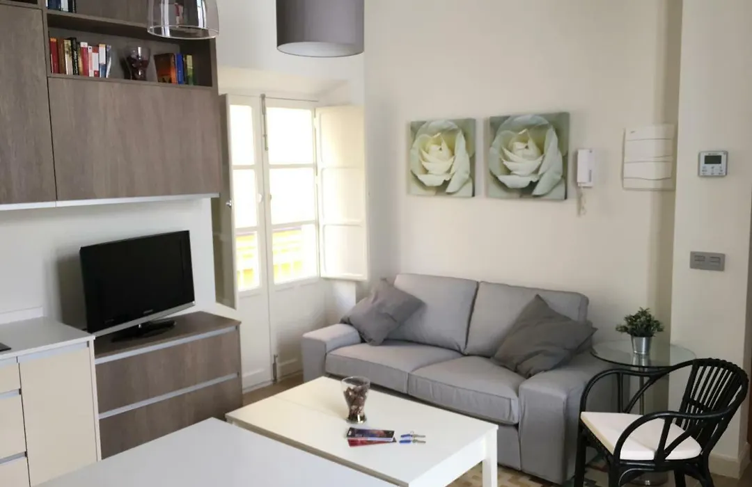 T2, Tirso De Molina, Apartamento Luminoso Y Tranquilo-1