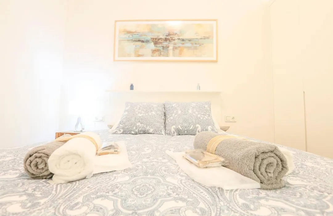 T&L Triana Loft - Feel At Home-1