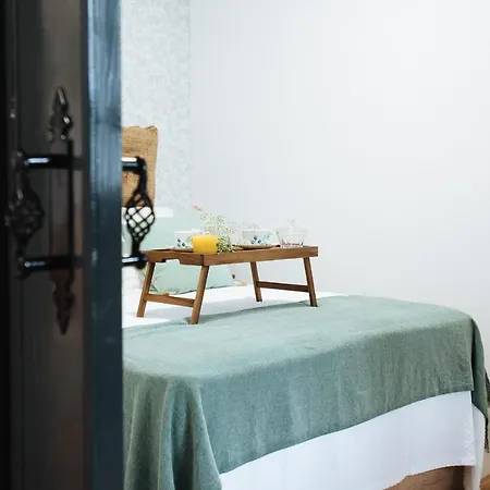 Aitana'S Retreat With Charming Garden-3