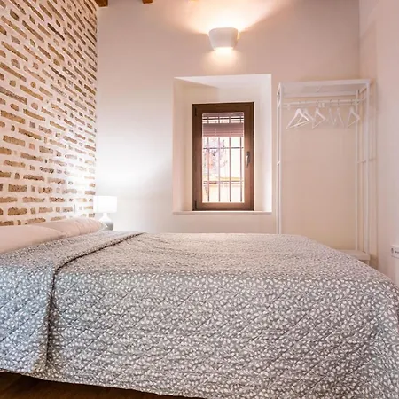 Stunning Apartment In Central Seville-2